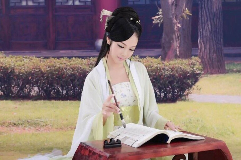 请输入描述